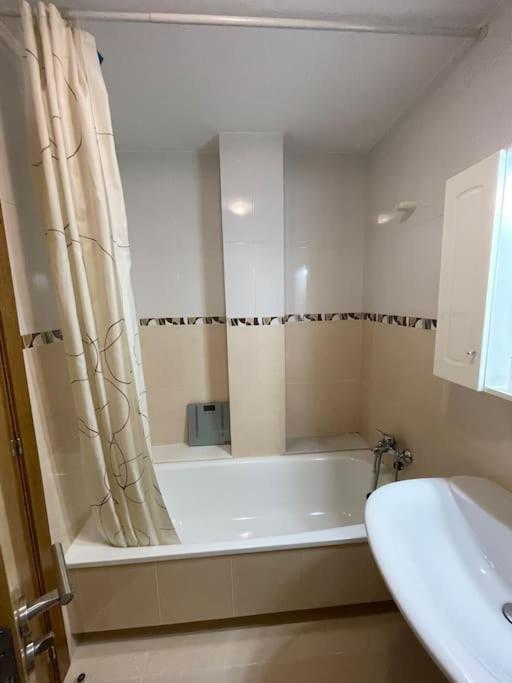 Apartamento Lugo Ciudad Esterno foto